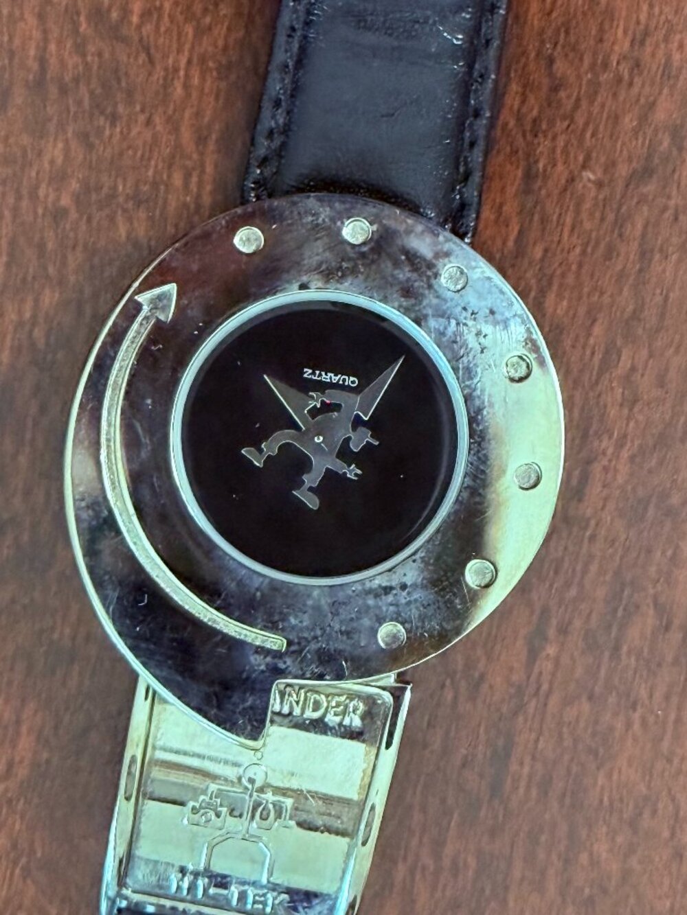 Vintage Alexander Hi-Tek London Unisex Wristwatch